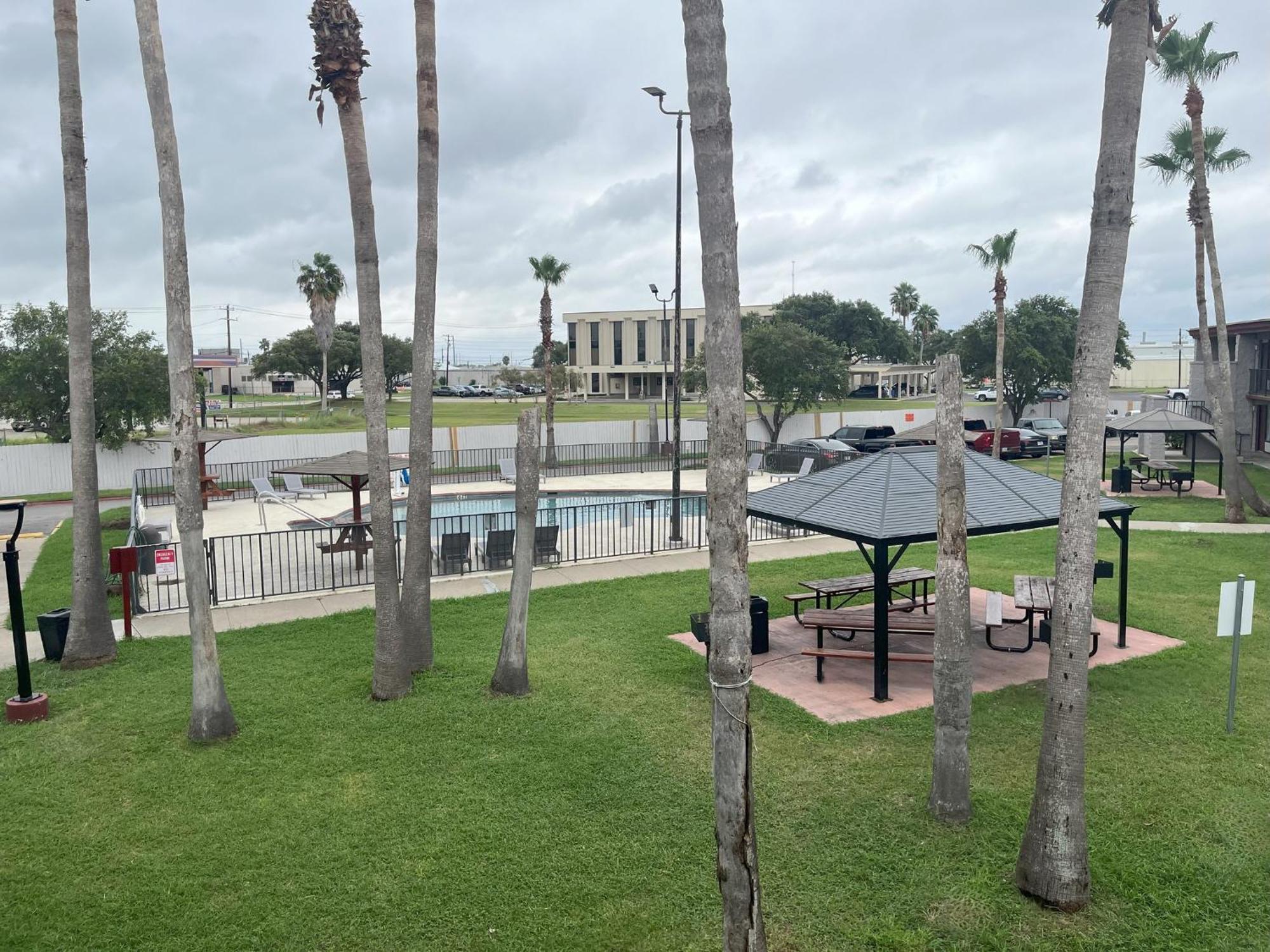Red Roof Inn Corpus Christi North - Near Downtown Exterior photo