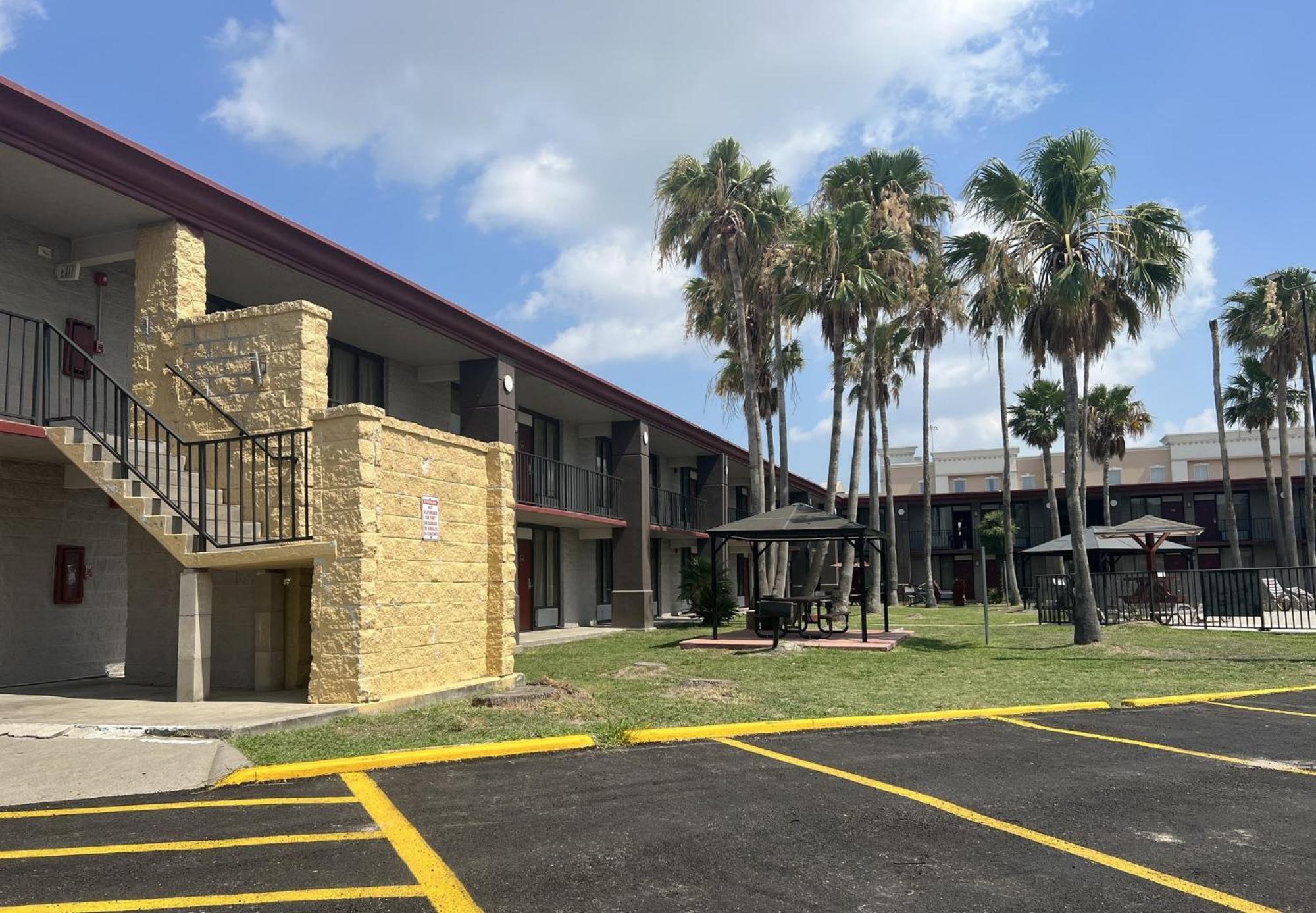 Red Roof Inn Corpus Christi North - Near Downtown Exterior photo